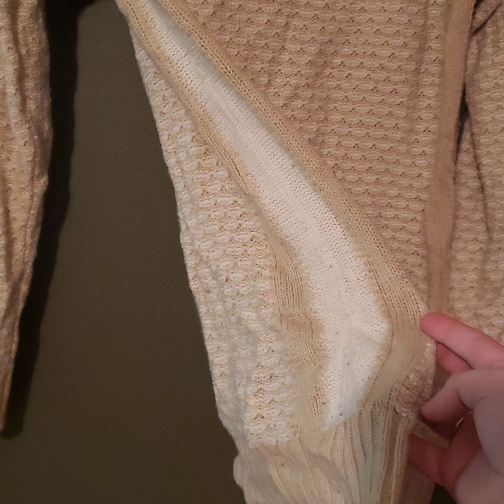 Sweater - Picture 3 of 4